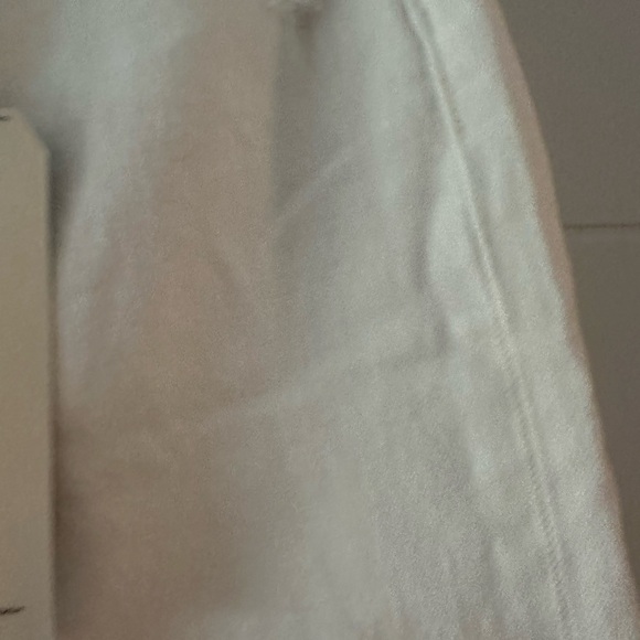 Aritzia Levi’s Premium 501 Skinny White - Picture 3 of 8